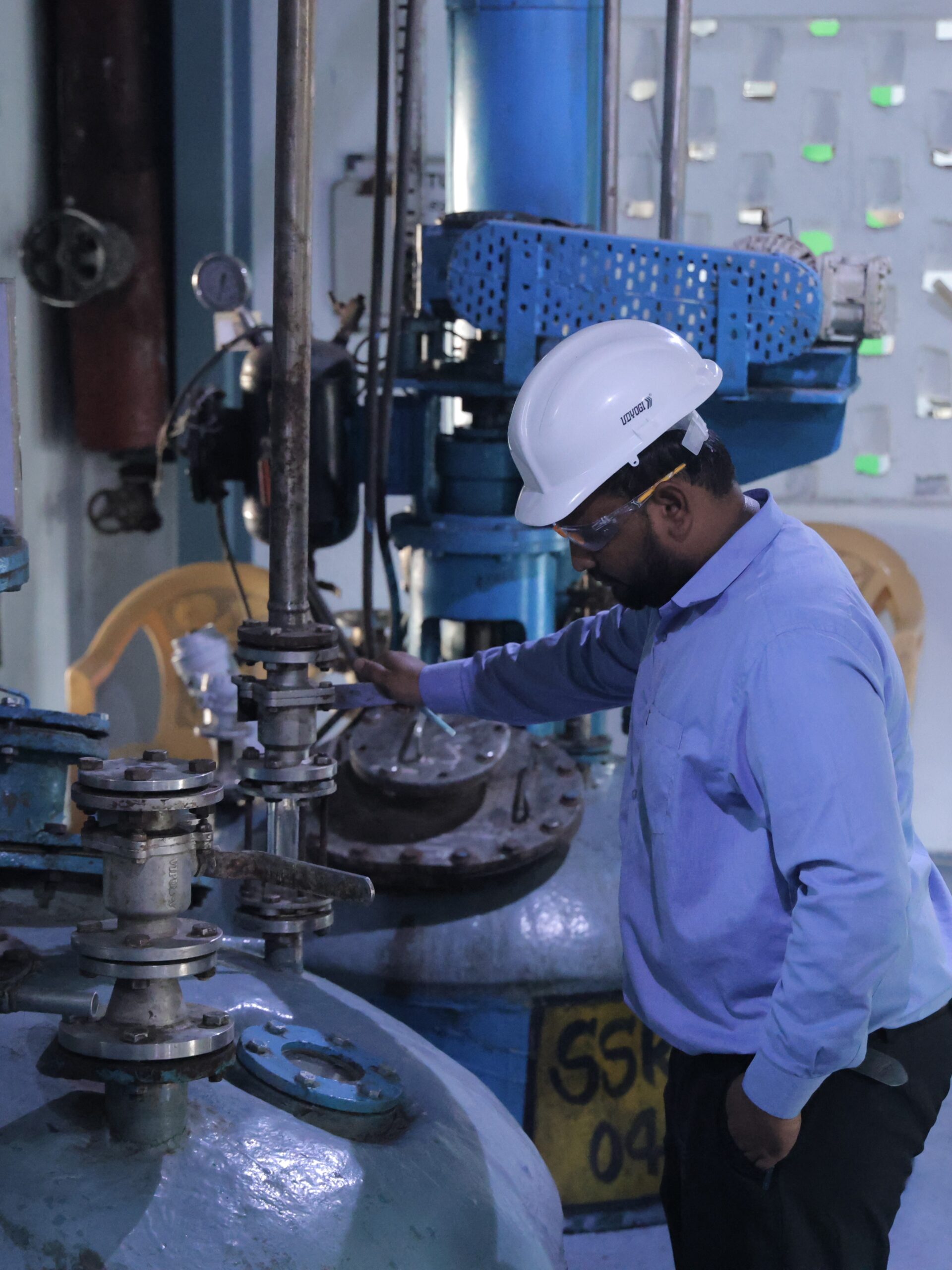 <a href="https://bharatrasayan.net/contract-manufacturing/">View</a>